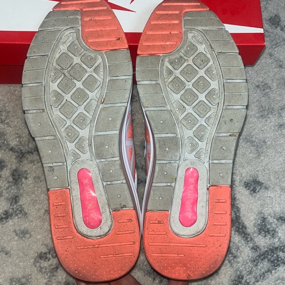 Nike Women’s air max genome, with box - Picture 9 of 10